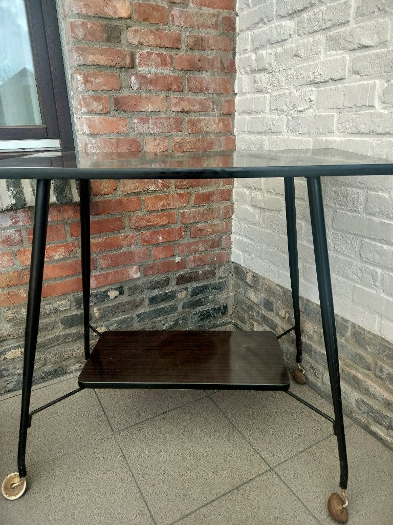 Tv tafel vintage, Ophalen