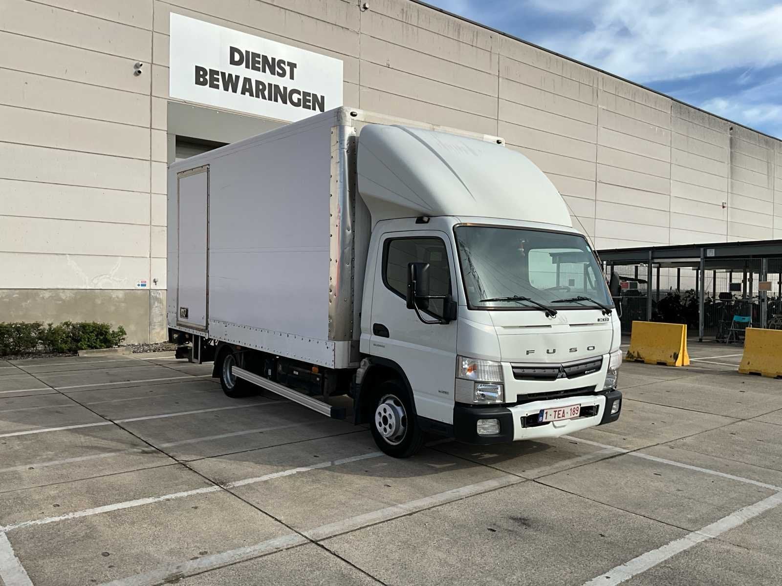 2017 Mitsubishi Fuso Canter Vrachtwagen, Auto's, Euro 6, Overige brandstoffen, Bedrijf, Mitsubishi