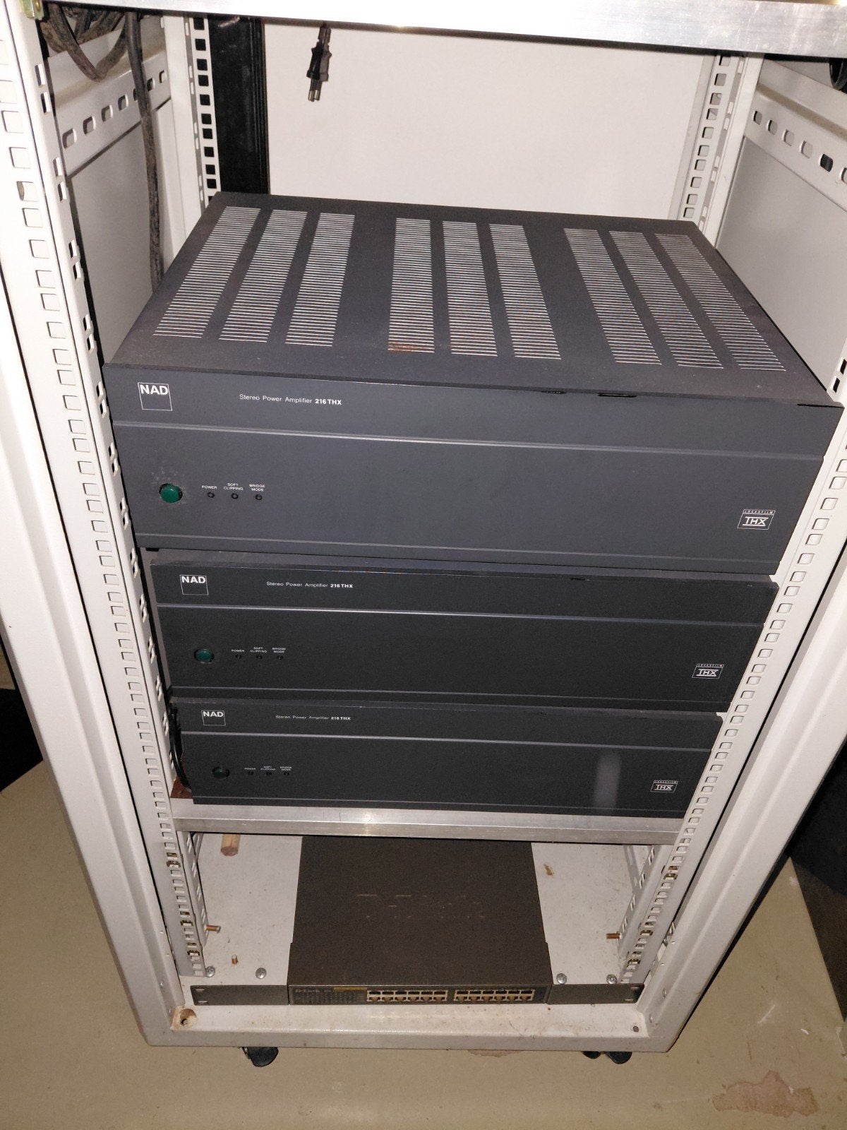 4 ampli NAD stereo power amplifier 216 thx, TV, Hi-fi & Vidéo, Enlèvement, Comme neuf, Stéréo, 120 watts ou plus