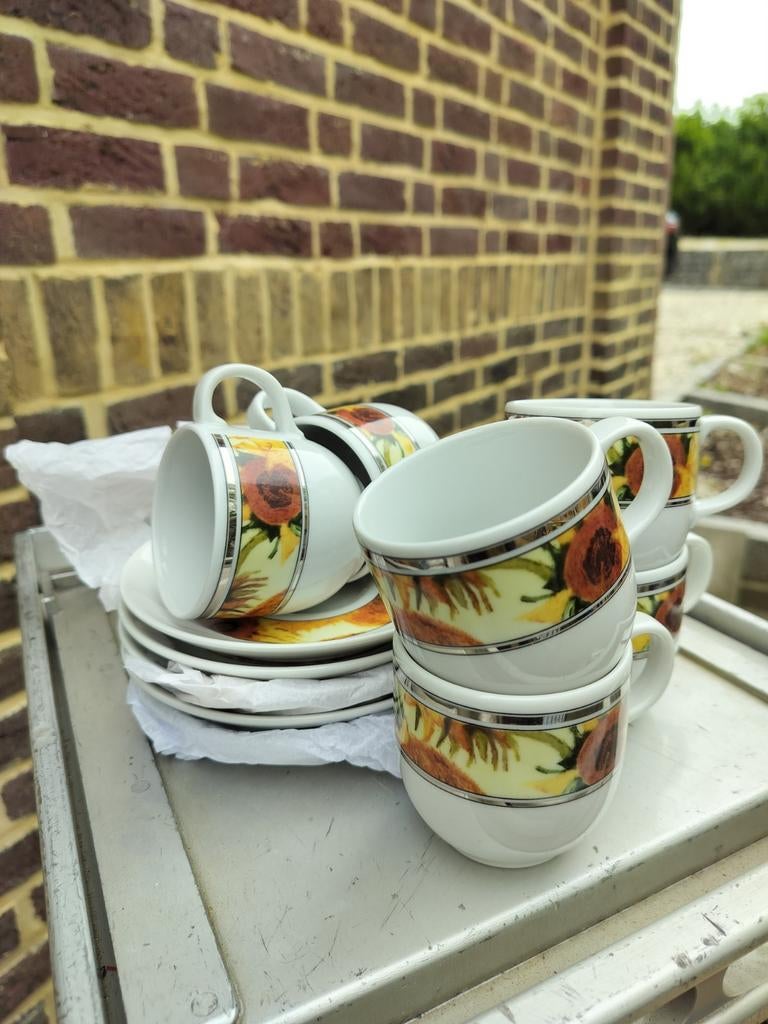 Koffieservies Mosa zonnebloem, Ophalen