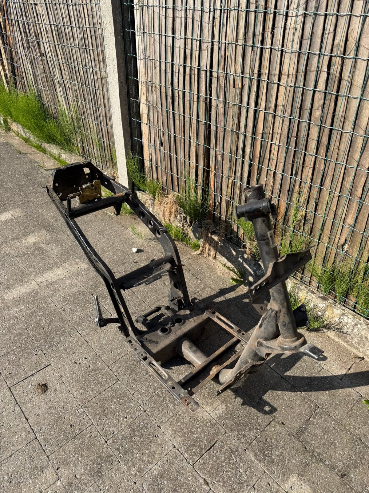 Piaggio Typhoon 50cc Frame | B-klasse duitse papieren, Fietsen en Brommers, Ophalen, Frame