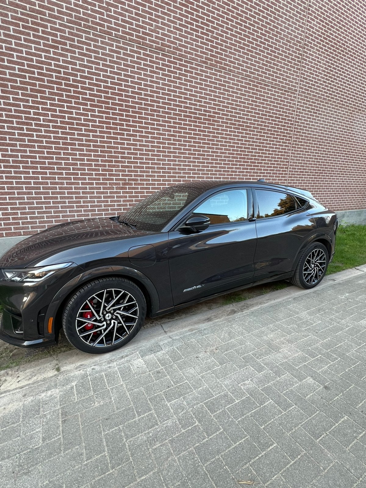 Ford mustang mach-e 99 kWh AWD GT Extended Range, Automaat, Elektrisch, Vierwielaandrijving, Particulier