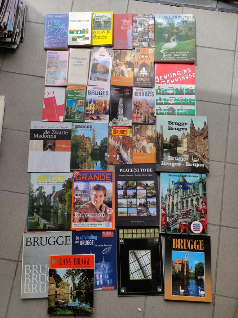 BRUGES - LOT de 32 numéros !, Enlèvement