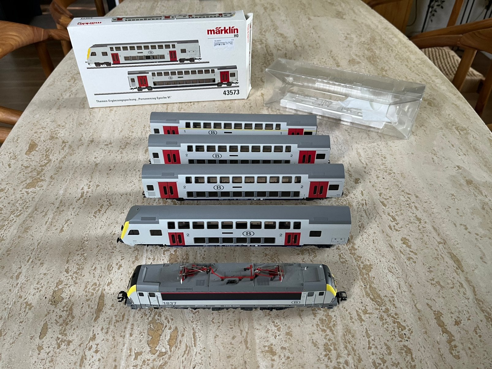 Marklin Nmbs m6 rijtuigen set met loc, Wisselstroom, Treinset, Nieuw, Ophalen of Verzenden