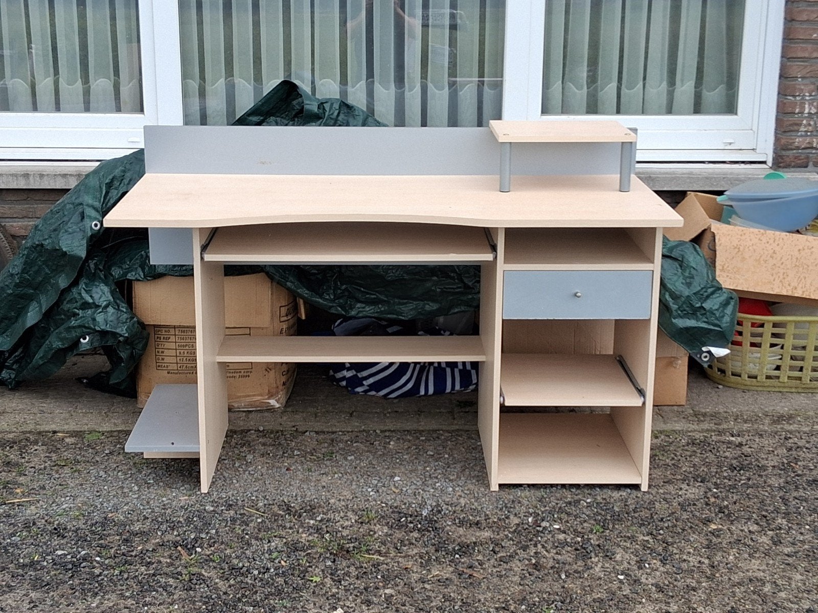 gratis bureau, Ophalen
