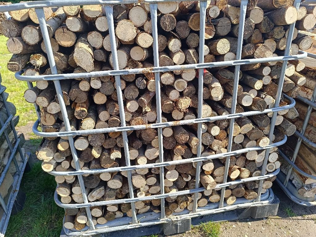 Bois de chauffage sec de deux ans Châtaignier et Hêtre, Enlèvement, Hêtre, Bûches
