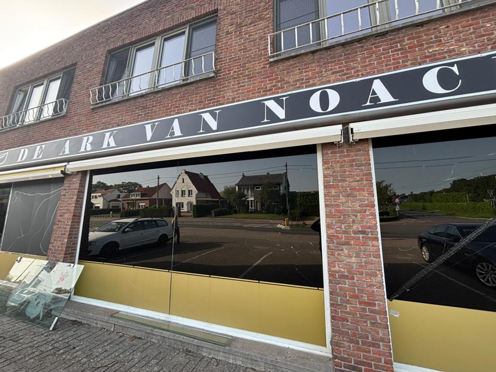 Alfa Elektrische zonneluifel (Geel) 5 meter, Tuin en Terras, Zonneschermen, Ophalen, 450 cm of meer, Elektrisch, Zo goed als nieuw