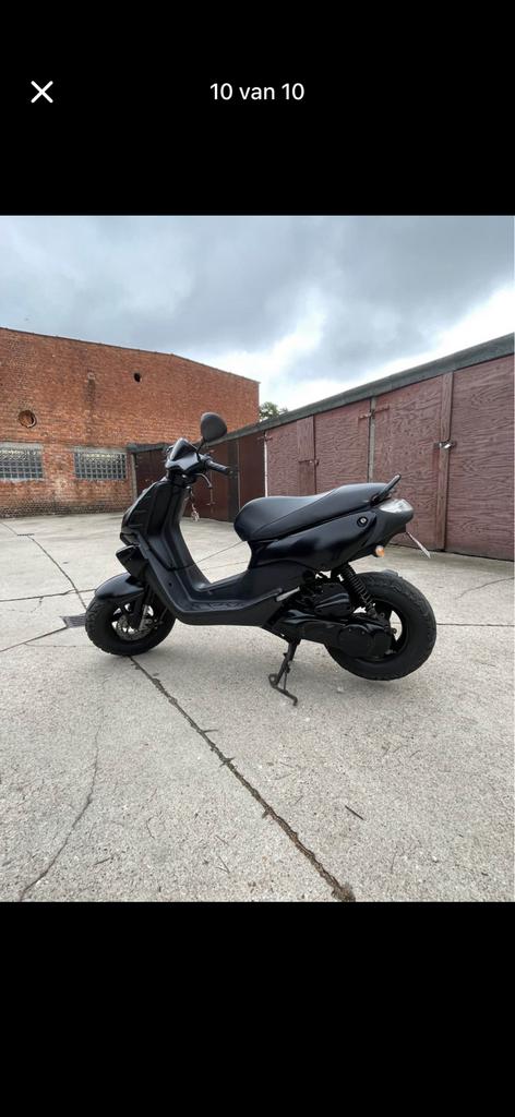 Brommer a klasse (Peugeot tkr), Fietsen en Brommers, Ophalen, Zo goed als nieuw