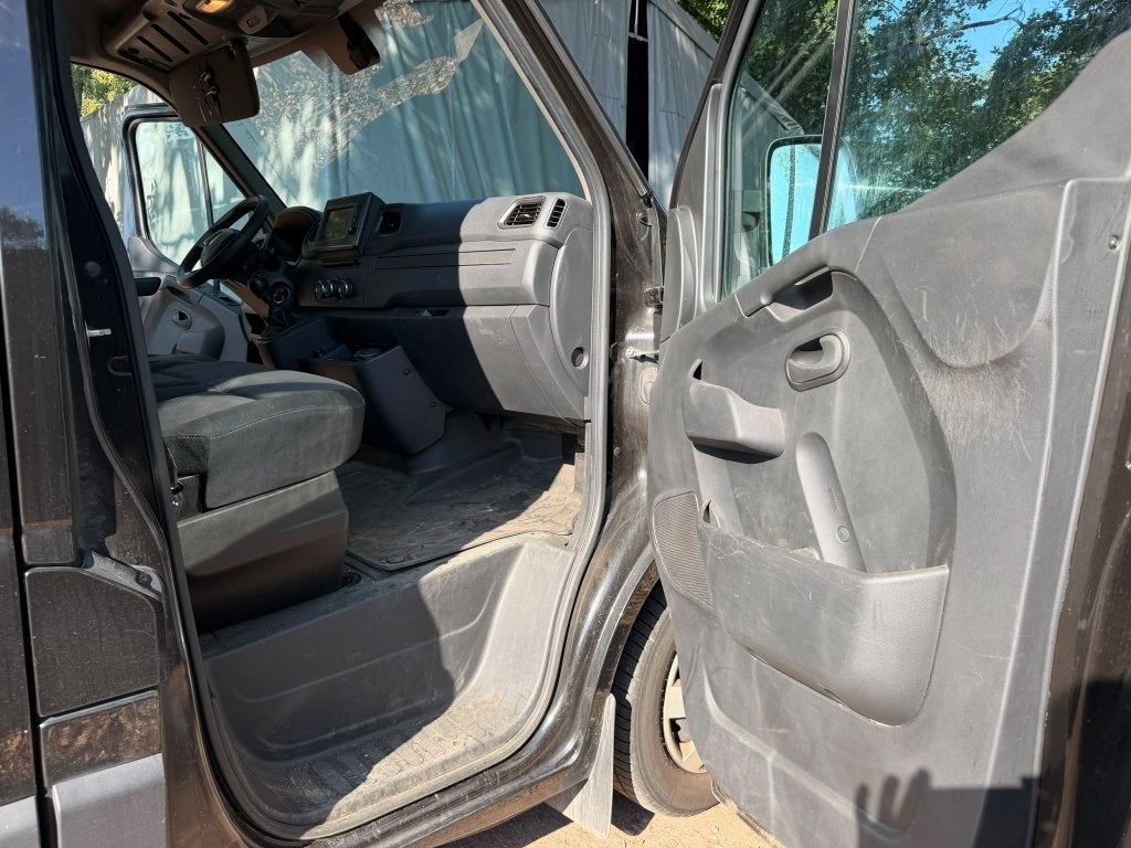 Renault Master Grand Confort L2H2 – 2.3 dCi 150 pk – 2024, Auto's, Voorwielaandrijving, Stof, 4 cilinders, Renault