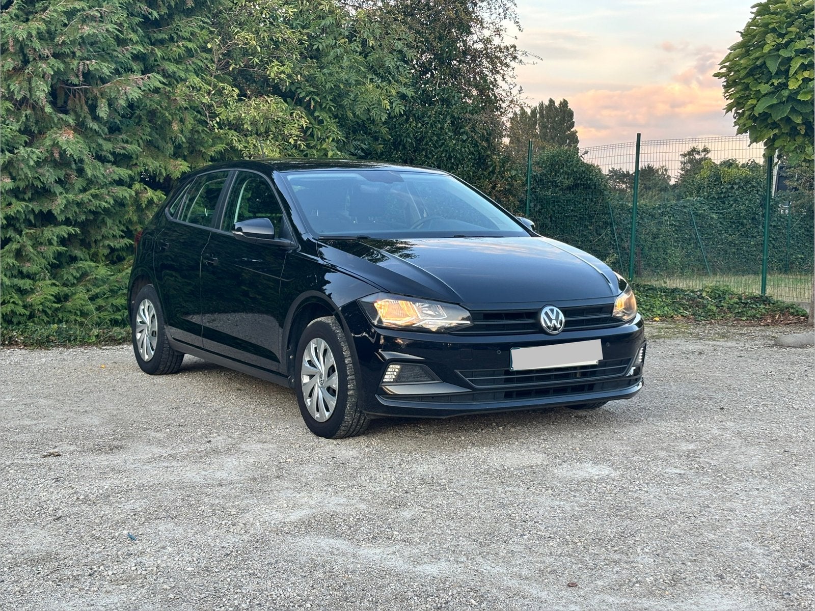 Volkswagen Polo | 2019 | CARPLAY | Faible Kilométrage, Achat, Euro 6, Boîte manuelle, Noir