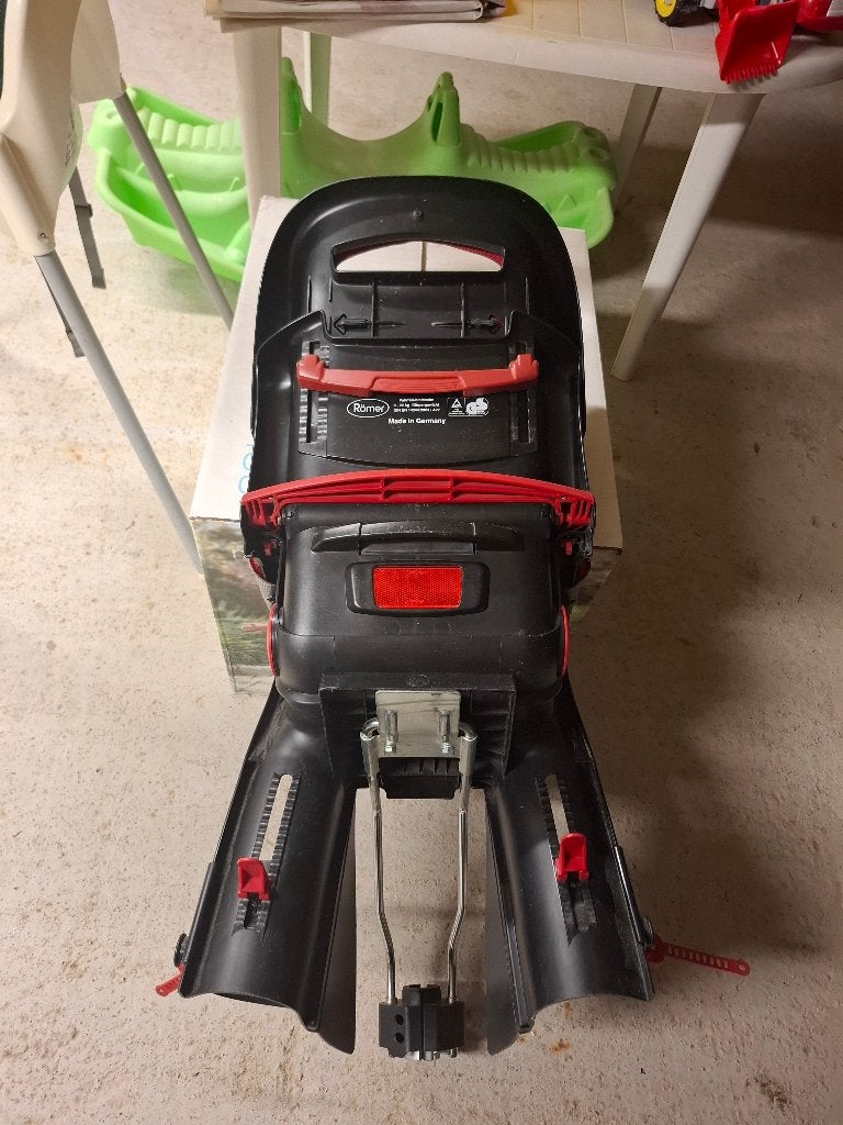 Fietsstoel, Vélos & Vélomoteurs, Accessoires vélo | Sièges de vélo, Romer, Repose-pieds, Enlèvement, Utilisé