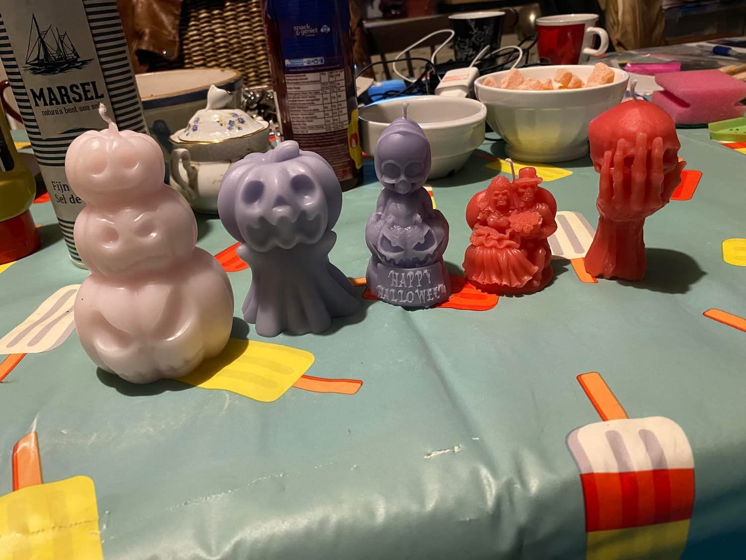 set van halloween kaarsen, Huis en Inrichting, Woonaccessoires | Kandelaars en Kaarsen, Meerkleurig, Ophalen of Verzenden, Kaars