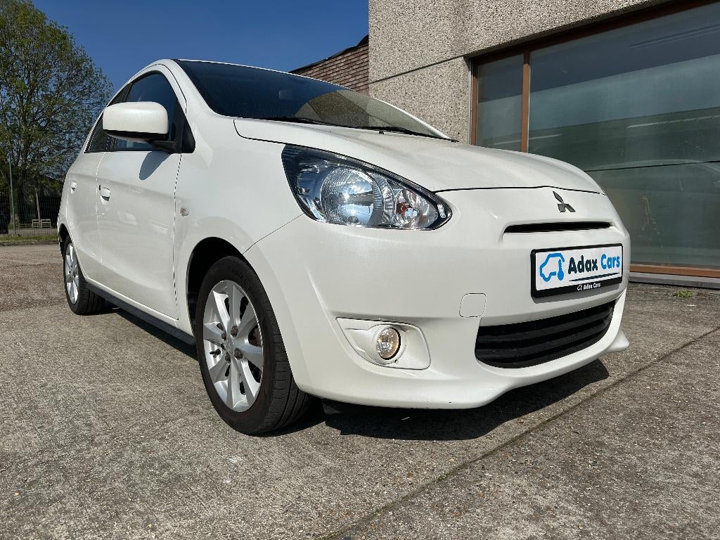 Mitsubishi Space Star / 2015 / Benzine / 1 jaar garantie, Auto's, Voorwielaandrijving, Euro 5, Stof, Zwart