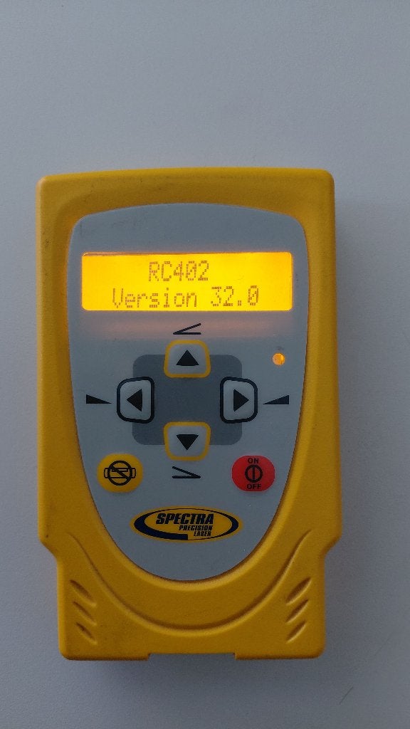 Spectra Precision RC402, Afstandsbediening voor rotatielaser, Bricolage & Construction, Enlèvement ou Envoi, Utilisé, Autres appareils de mesure ou compteurs