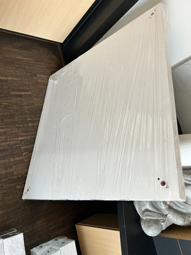 Hoogglans witte bartafel / keukentafel 100  100 cm, Ophalen, Zo goed als nieuw