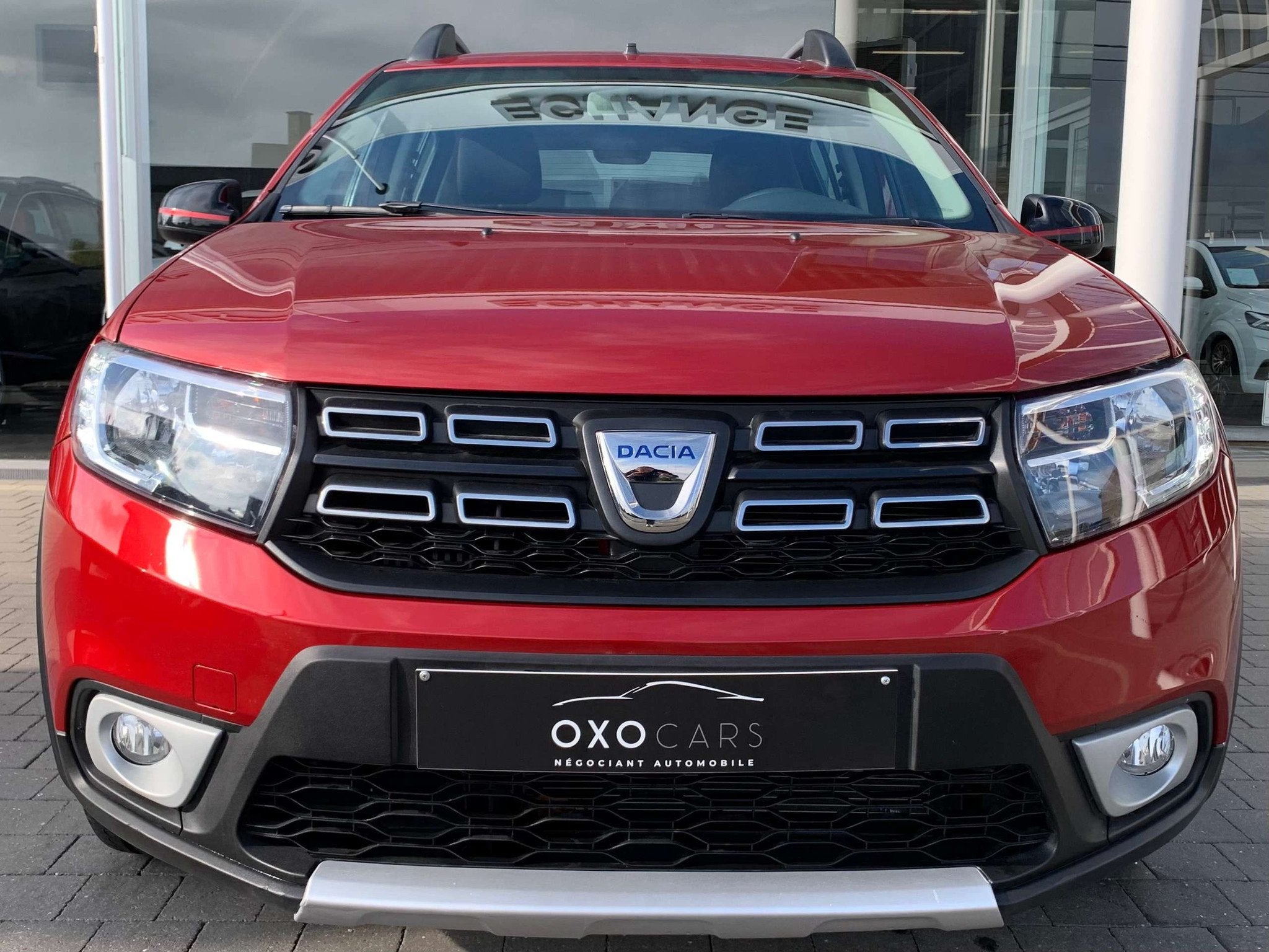 Dacia Sandero 0.9 TCe Stepway Plus Techroad 90CV / Grand Gps, Rouge, https://public.car-pass.be/vhr/43da9073-9a09-44ec-8ca3-3ecc8bfd7bb7