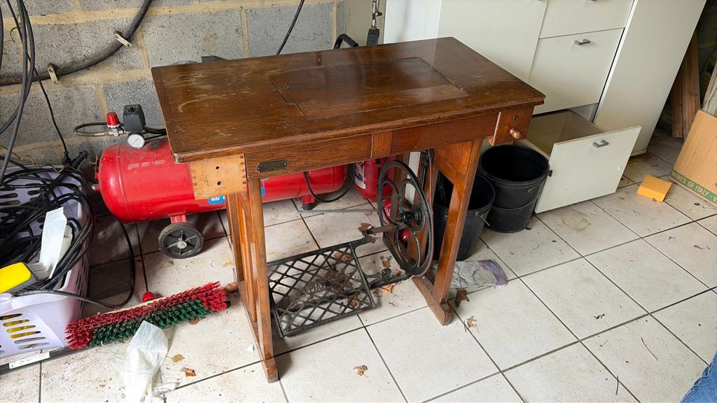 meuble vintage machine a coudre pfaff, Antiek en Kunst, Ophalen