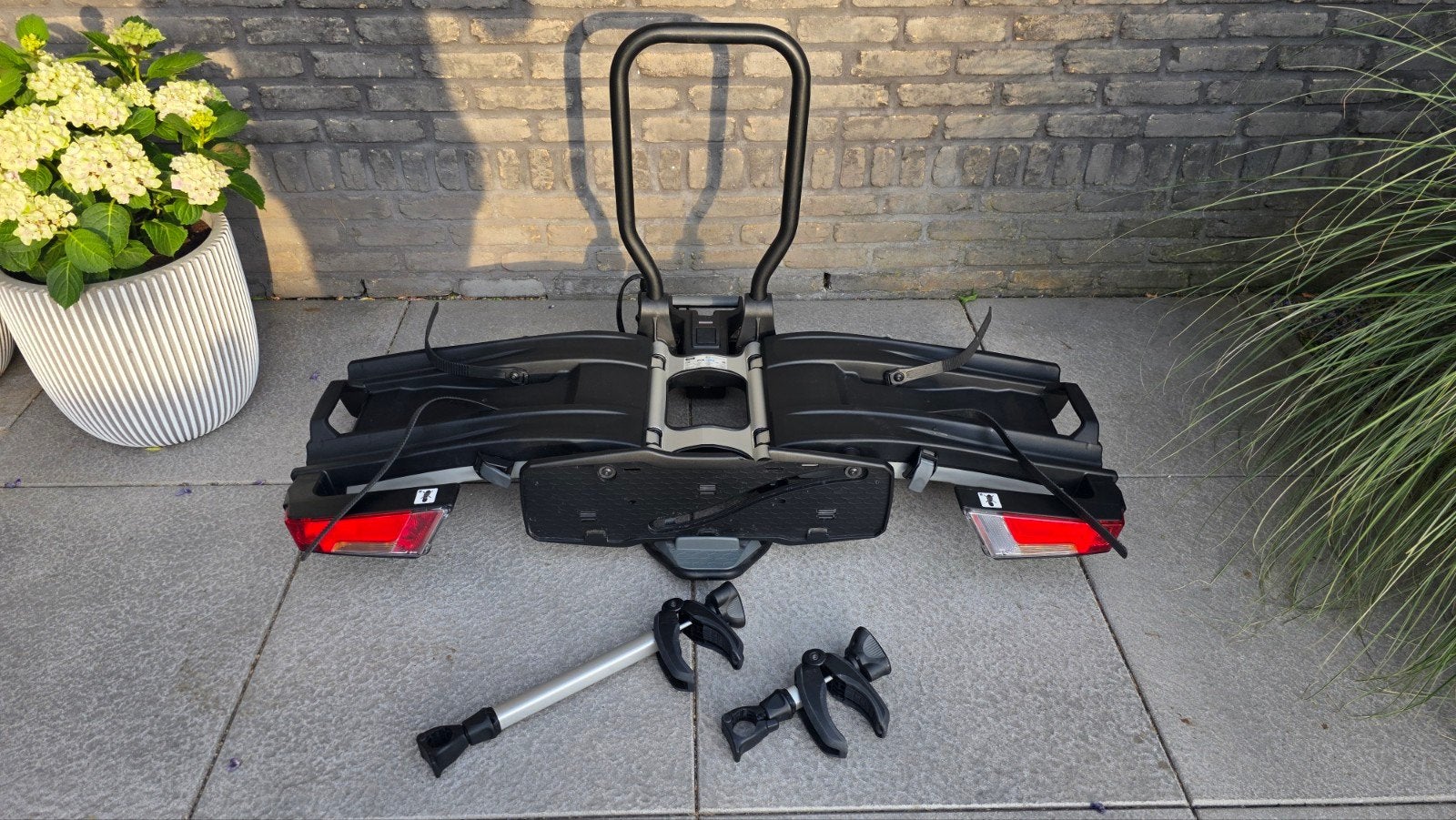 Vélo Thule EasyFold XT FIX4BiKE, Enlèvement, 2 vélos