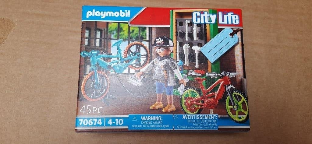Playmobil City Life 70674 - fiets reparatie shop, Complete set, Ophalen of Verzenden, Zo goed als nieuw, City life