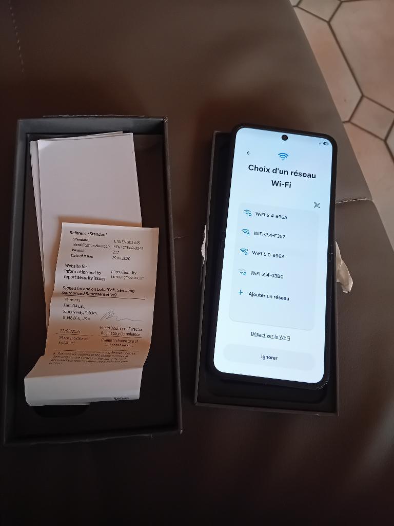 Samsung flip 7, Télécoms, Téléphonie mobile | Samsung, Enlèvement, Neuf