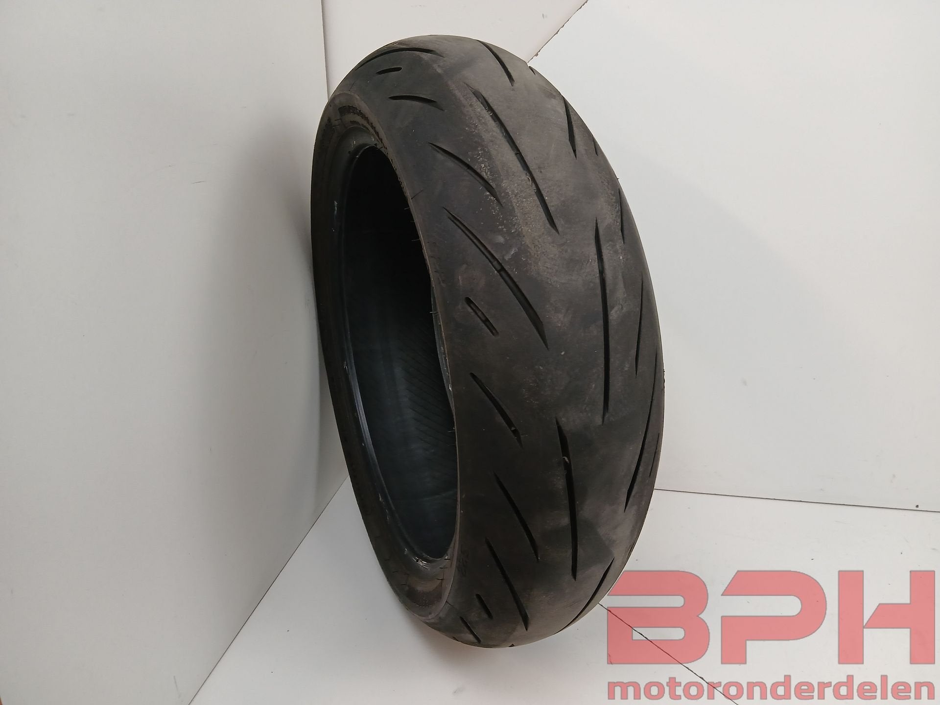 Achterband Bridgestone Hypersport S22 180-55-17 band, Motoren, Gebruikt, -, -, Ophalen of Verzenden