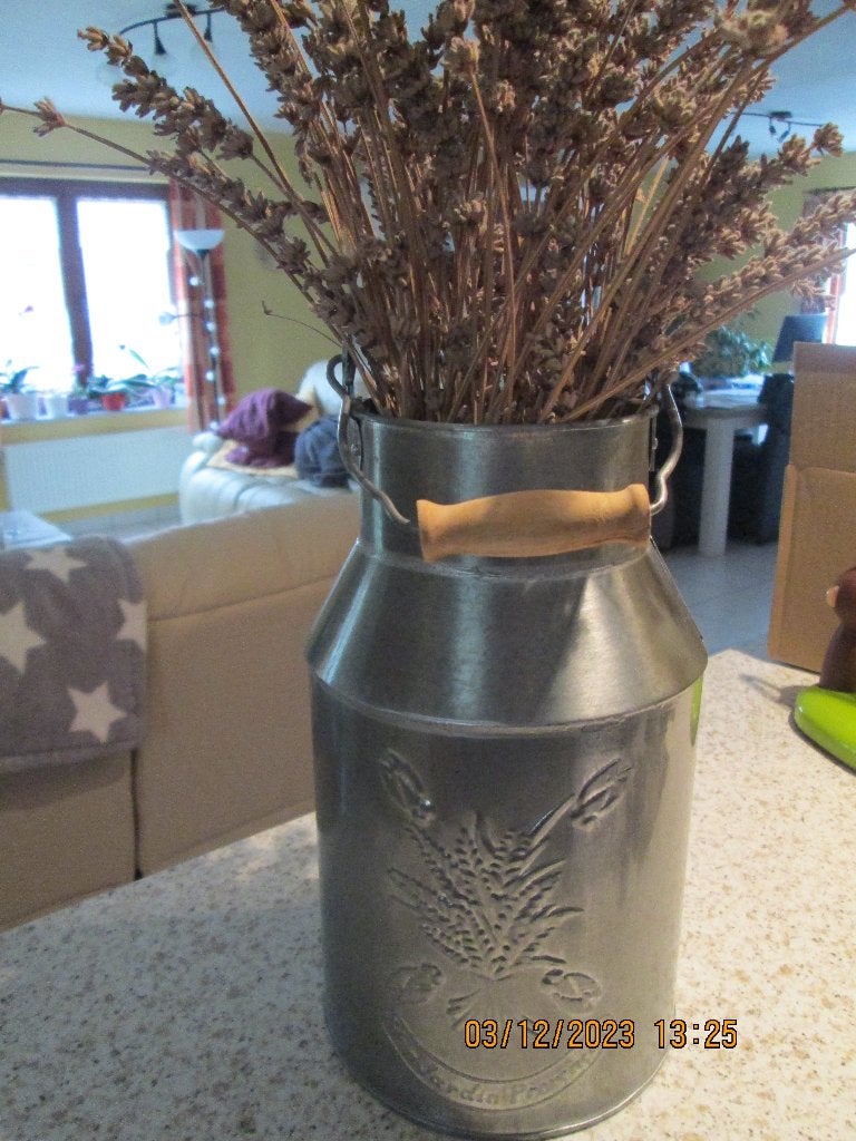 Pot au lait en alu avec gravures de lavande, Huis en Inrichting, Ophalen, Zo goed als nieuw