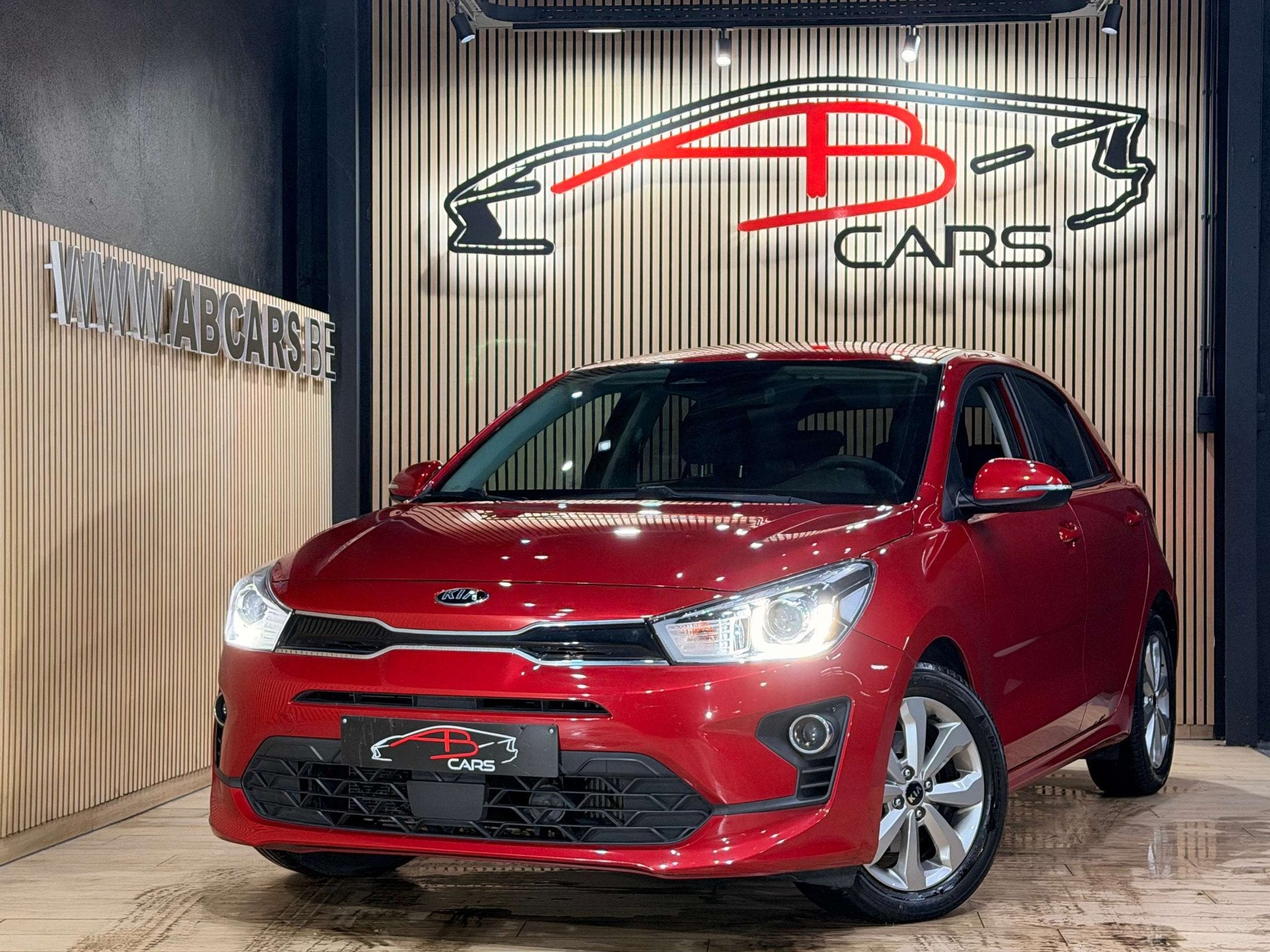 Kia Rio 1.0 * GARANTIE 12 MOIS * 1ER PROPRIETAIRE *, Auto's, Kia, Stof, Gebruikt, 110 g/km, Bedrijf