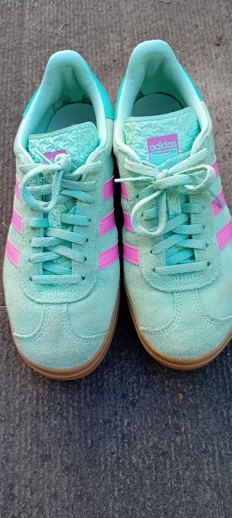 Adidas Gazelle - taille 37,5, Vêtements | Femmes, Enlèvement ou Envoi, Adidas, Autres couleurs, Sneakers et Baskets