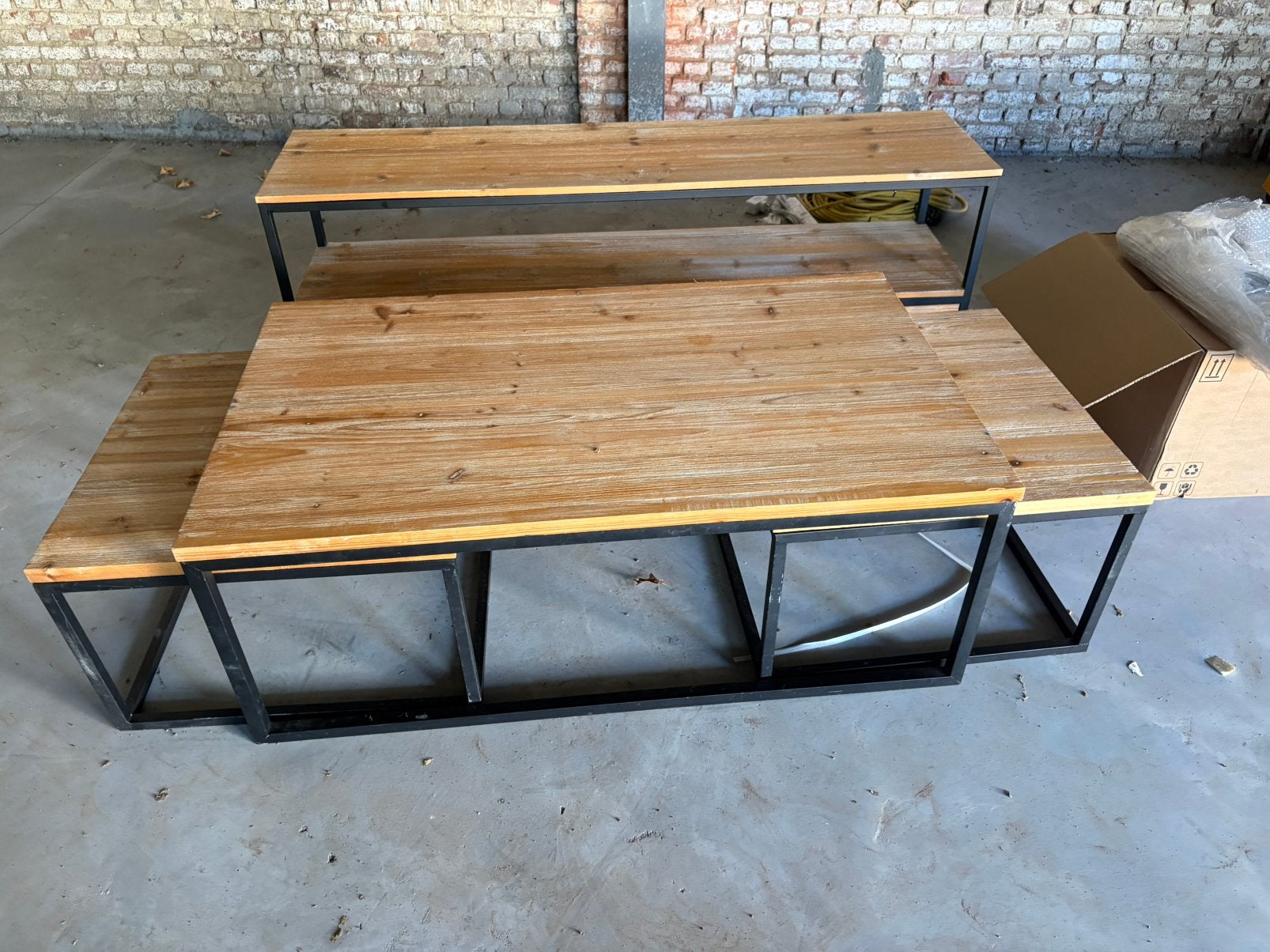 Table basse avec table d'appoint assortie — Bois, Enlèvement ou Envoi, Comme neuf, Bois