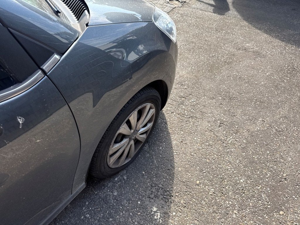 AILE AVANT DROITE Citroën C3 (SC) (|7841Z7|), Autos : Pièces & Accessoires, Citroën, Utilisé, Droite, Garde-boue
