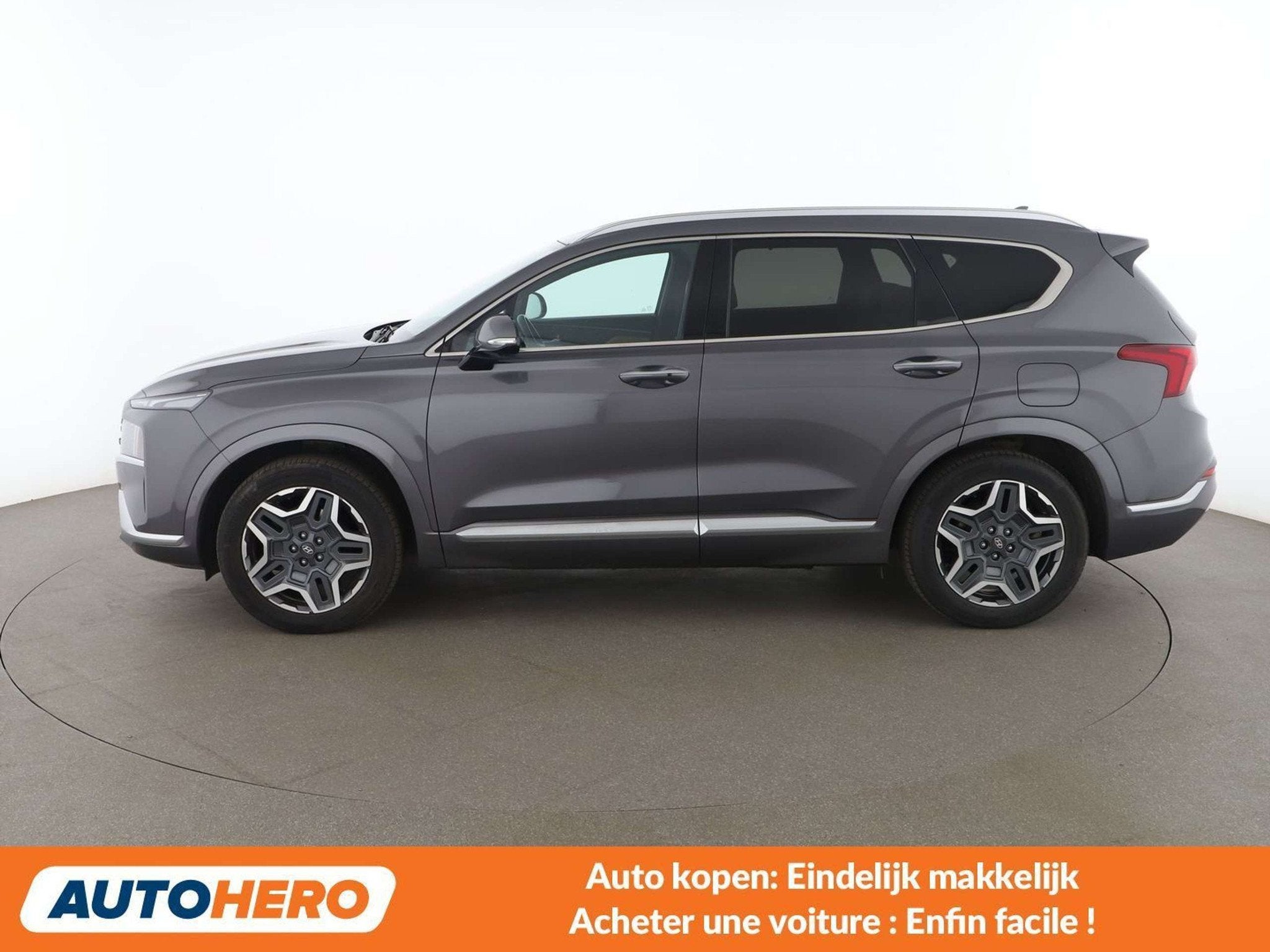 Hyundai Santa Fe 1.6 T-GDI Plug-in Hybrid Creative 4WD, Autos, Cuir, Argent ou Gris, Euro 6, Détection des panneaux routiers