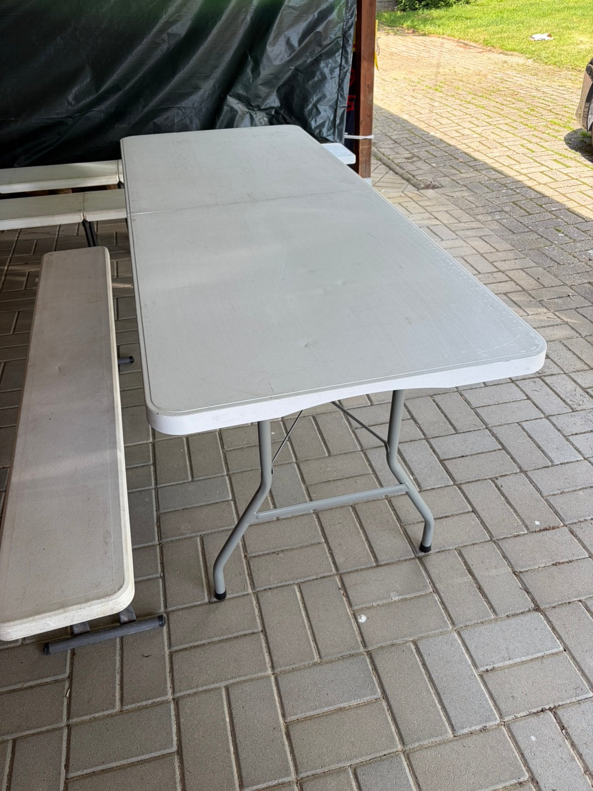Tafel en banken, Caravans en Kamperen, Ophalen, Zo goed als nieuw