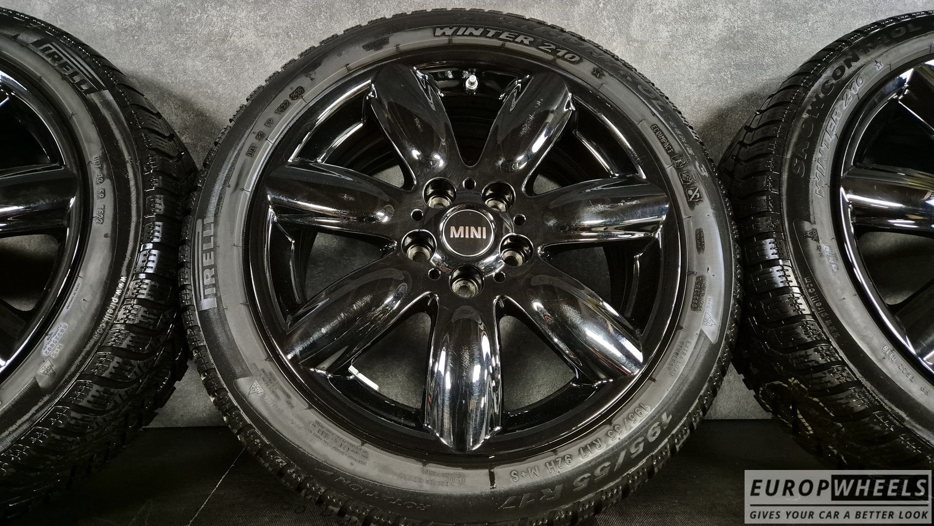 17 inch Mini velgen Clubman F54 F55 F56 JCW 528 winterbanden, Auto-onderdelen, Gebruikt, -, -, Banden en Velgen