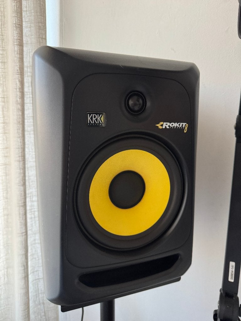 KRK ROKIT 8 G3 studiomonitoren paar met statieven, Ophalen, Studiomonitor, Gebruikt, Inclusief standaarden