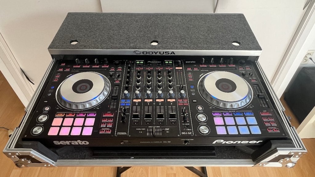 Pioneer DJ-controller DDJ-SZ , incl. flightcase., Muziek en Instrumenten, Dj-sets en Draaitafels, Ophalen, Zo goed als nieuw, Dj-set