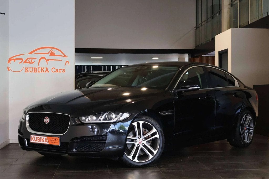 Jaguar XE XE 2.0 D Prestige LijnA Keyless LED Cam Garantie *, Autos, Cuir, Achat, Entreprise, 179 ch