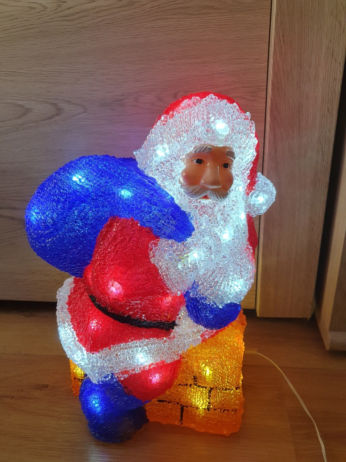 nieuwe grote kerstman die uit de schoorsteen komt met verlic, Ophalen of Verzenden