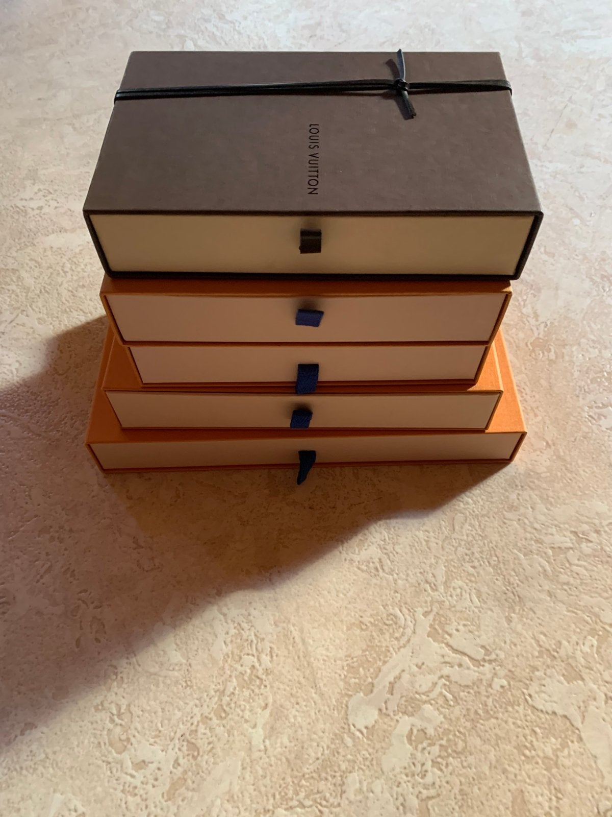 5 Louis Vuitton dozen, Ophalen of Verzenden, Zo goed als nieuw