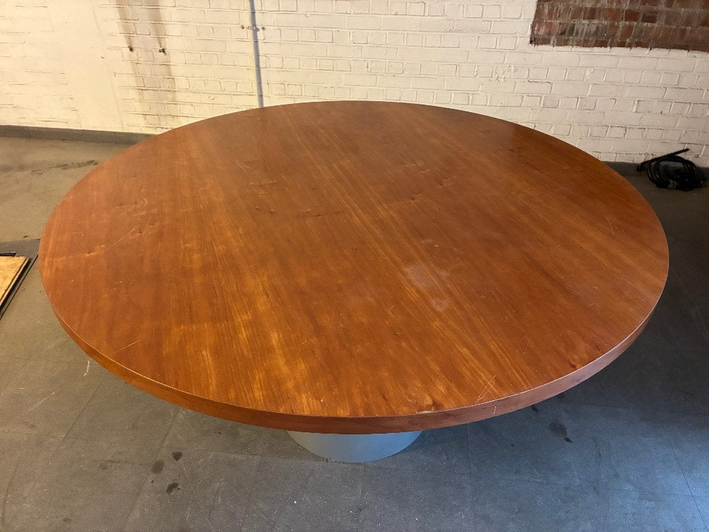 Ronde tafel, Ophalen
