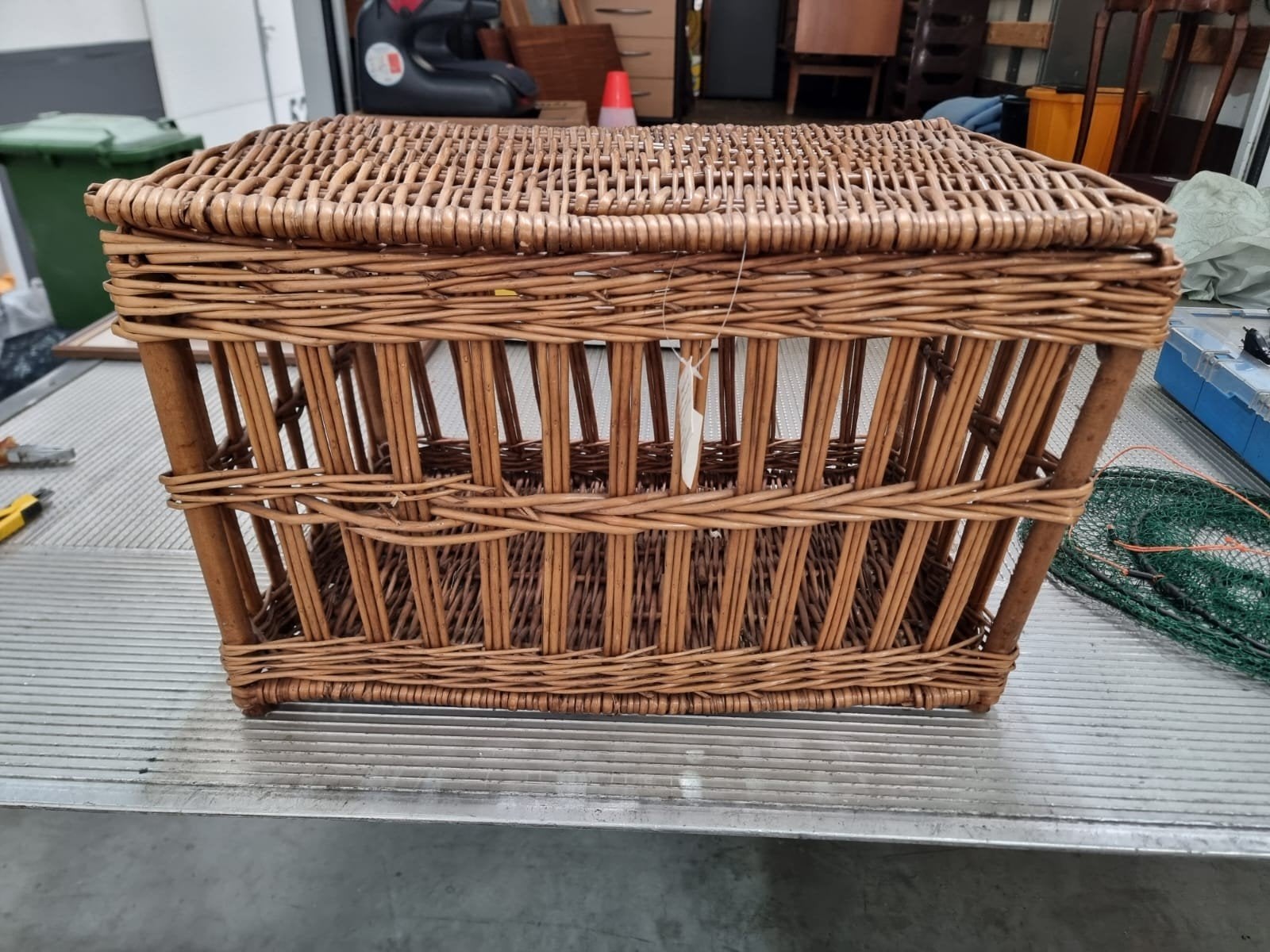 Panier en osier 40x60x38 cm en très bon état, Enlèvement, Panier