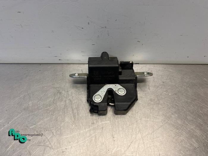 Slotmechaniek Achterklep van een Opel Meriva (Meriva B 10-), Auto-onderdelen, Gebruikt, -, -, Opel