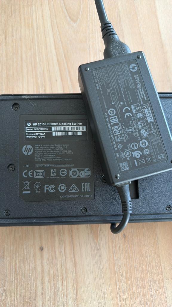 Docking station Hp - ultra slim - D9Y32AA en laadkabel, Enlèvement, Comme neuf