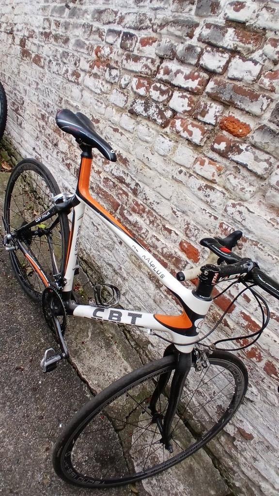 Cbt italia full carbon, Comme neuf, 10 à 15 vitesses, 28 pouces