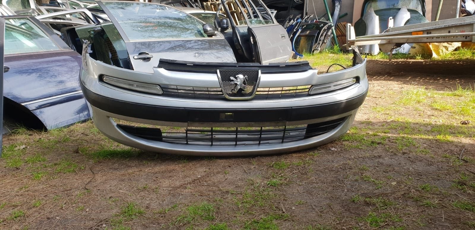PEUGEOT 807 VOORBUMPER BJ 2005, Autos : Pièces & Accessoires, -, Utilisé, -, Avant