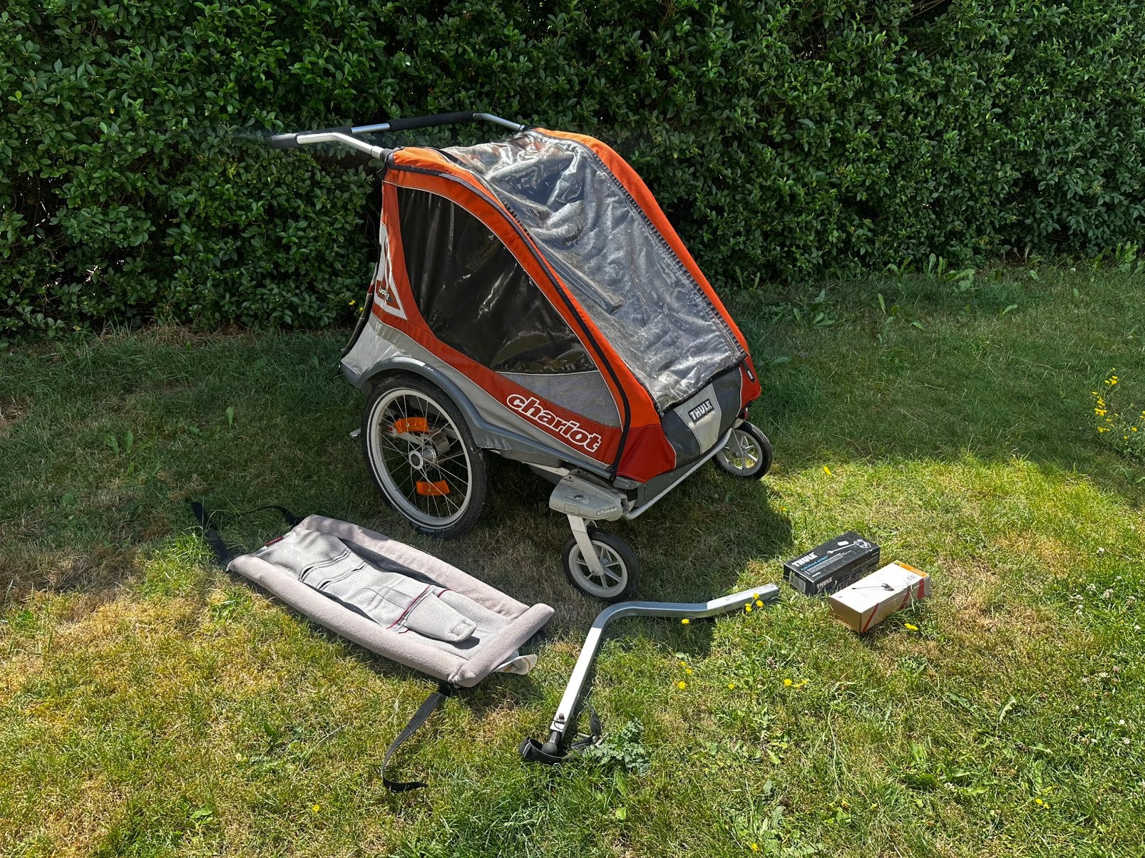 Chariot captain 2 met toebehoren, Fietsen en Brommers, Ophalen, Gebruikt, Kinderkar, Opvouwbaar
