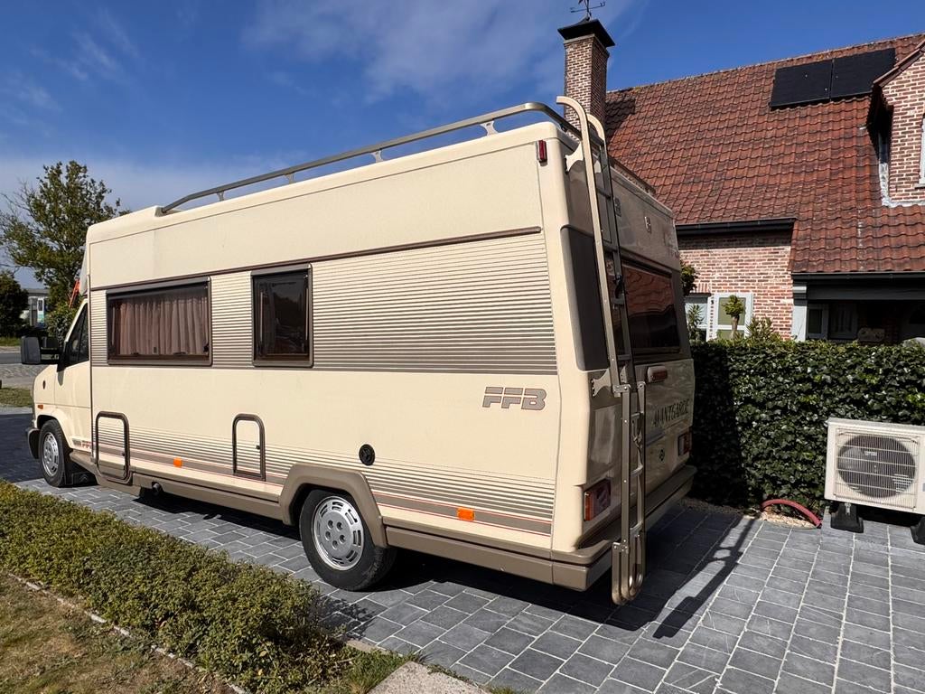 PEUGEOT TABERT IN UNIEKE STAAT, Caravans en Kamperen, Douche, Bedrijf, Half-integraal, Tot en met 4