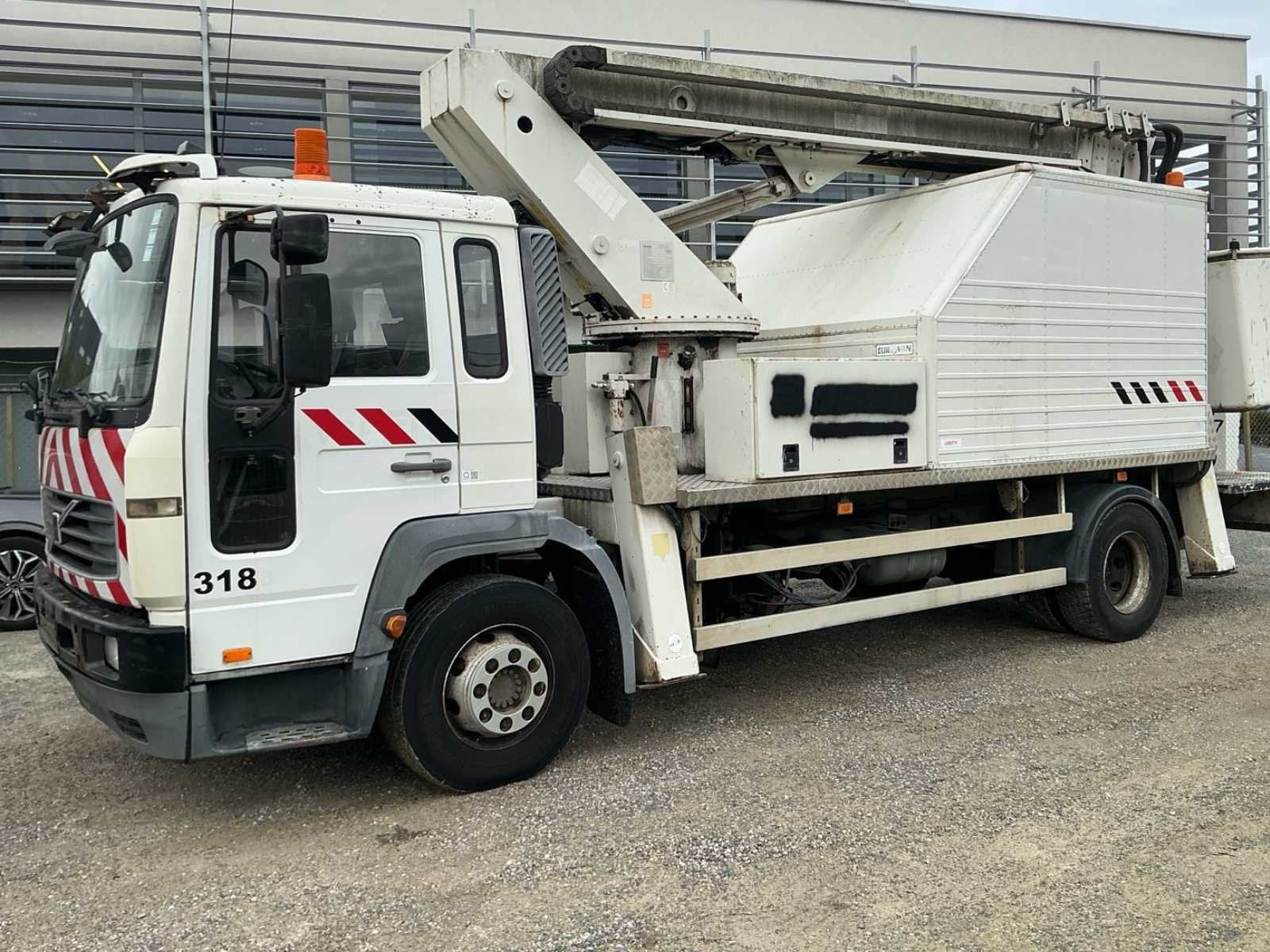 2005 Volvo FL6H 15.0 Vrachtwagen - Met Comet 180TA Hoogwerke, Overige brandstoffen, Bedrijf, Volvo, Te koop