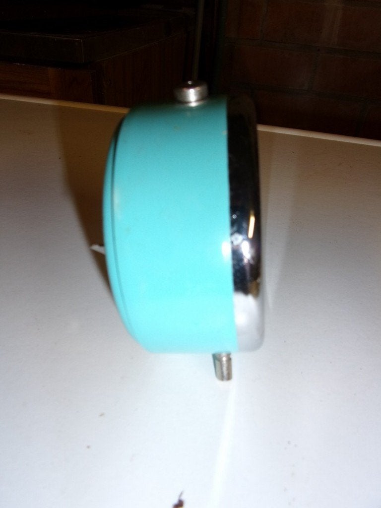 vintage Hema wekker, Ophalen