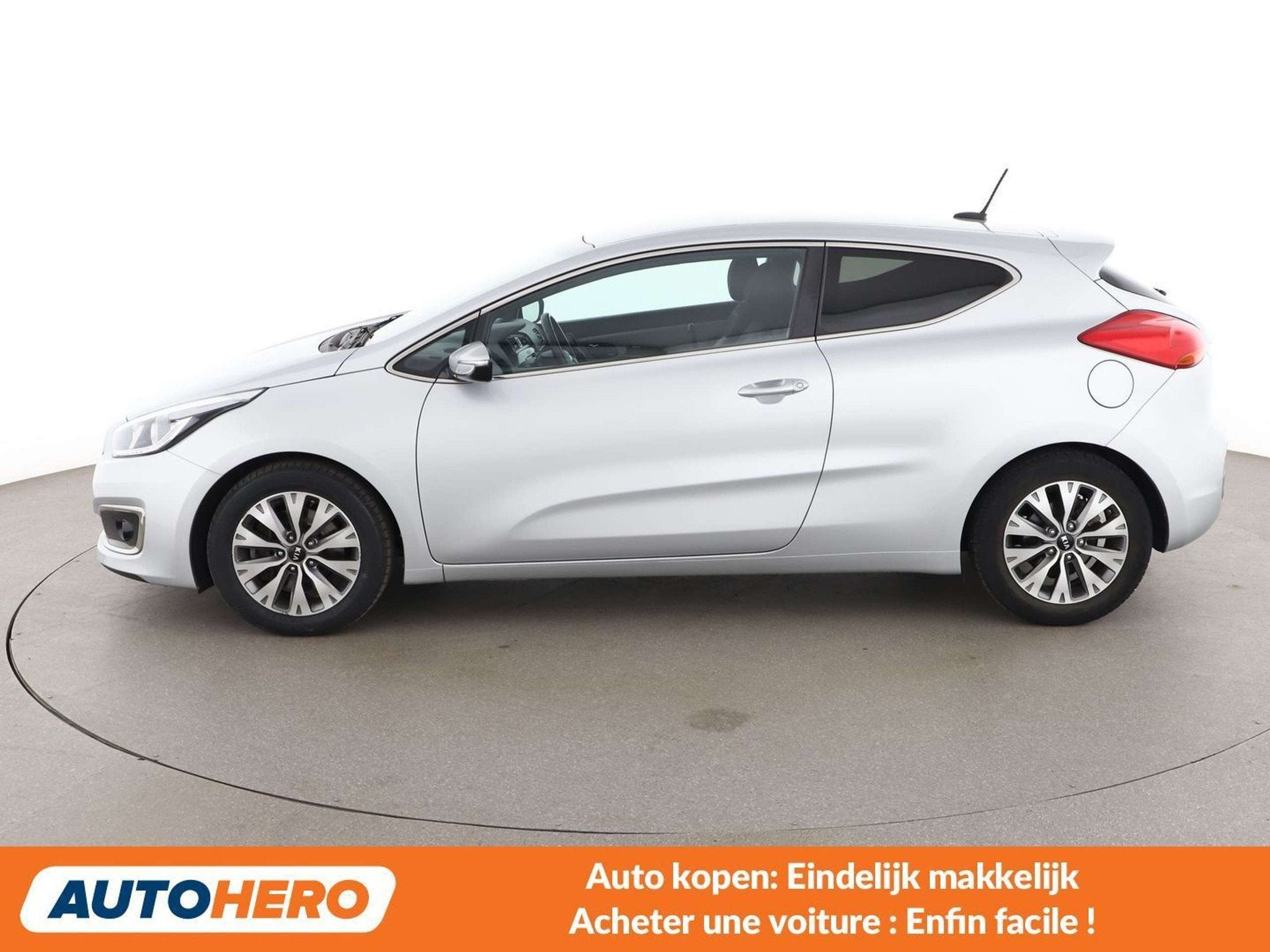 Kia ProCeed / pro_cee'd 1.0 TGDI Concept (bj 2016), Auto's, Kia, Voorwielaandrijving, Stof, Gebruikt, 135 g/km
