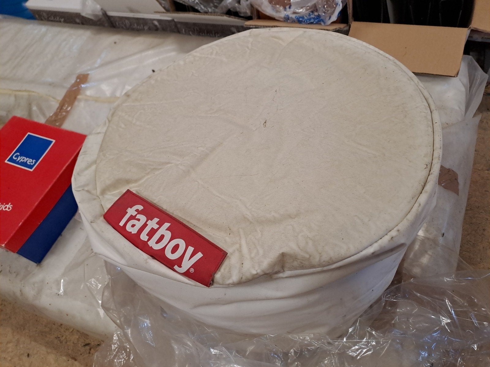 pouf, Rond, Synthétique, Enlèvement, Utilisé